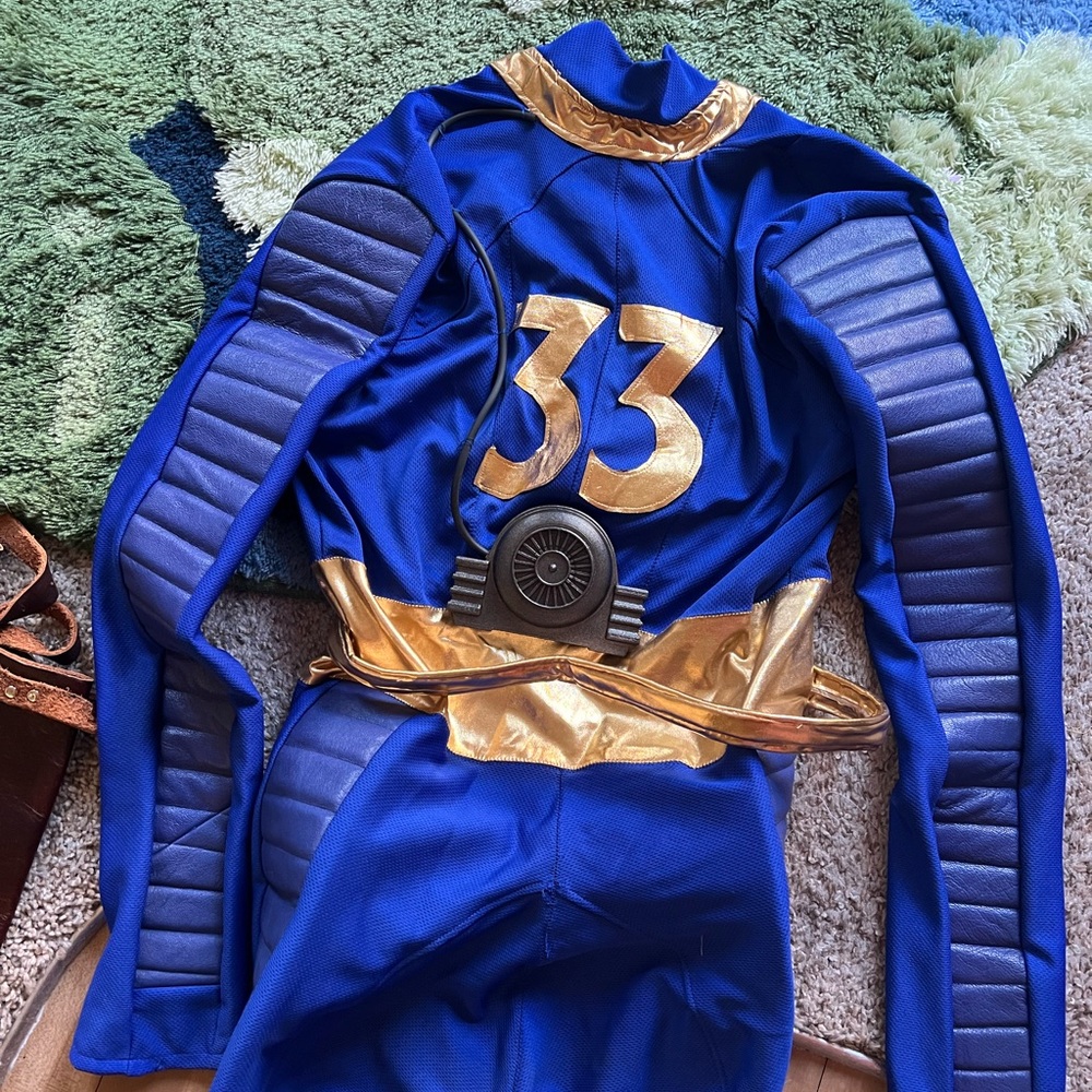 Fallout Vault 33 Cosplay Jumpsuit only - Picture 11 of 14
